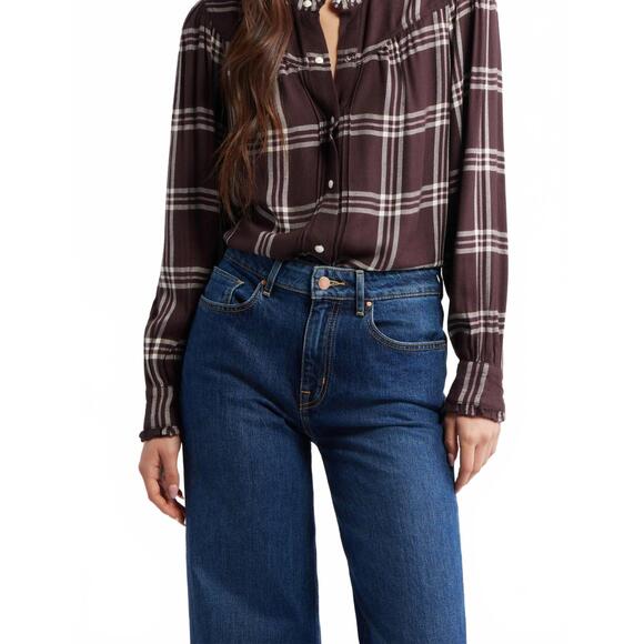 NEW RAILS alanna ruffled collar shirt in chocolate napoleon